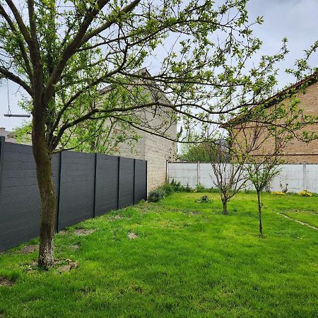 Studio, Pas De Collocation Possible Warmeriville Zewnętrze zdjęcie
